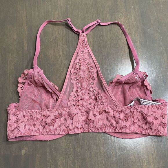 Victoria's Secret Underwire Bra 34C - Picture 2 of 4